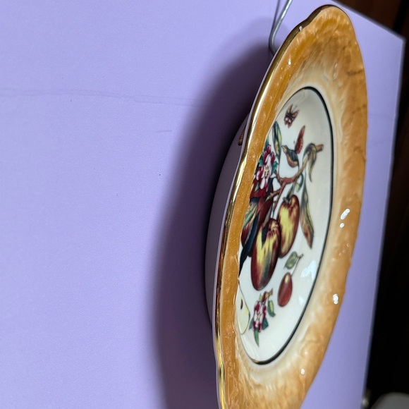 Vintage Plate peach lustreware gold trim with apples - Picture 8 of 12